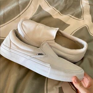 slip on pro vans (more comfort than regular ones)